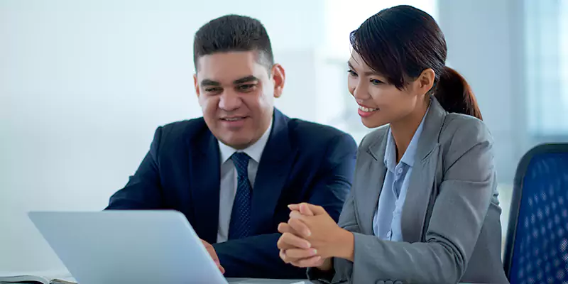 Why Partner with the Best TN Visa Consultants for Canadian Applicants for Chile?